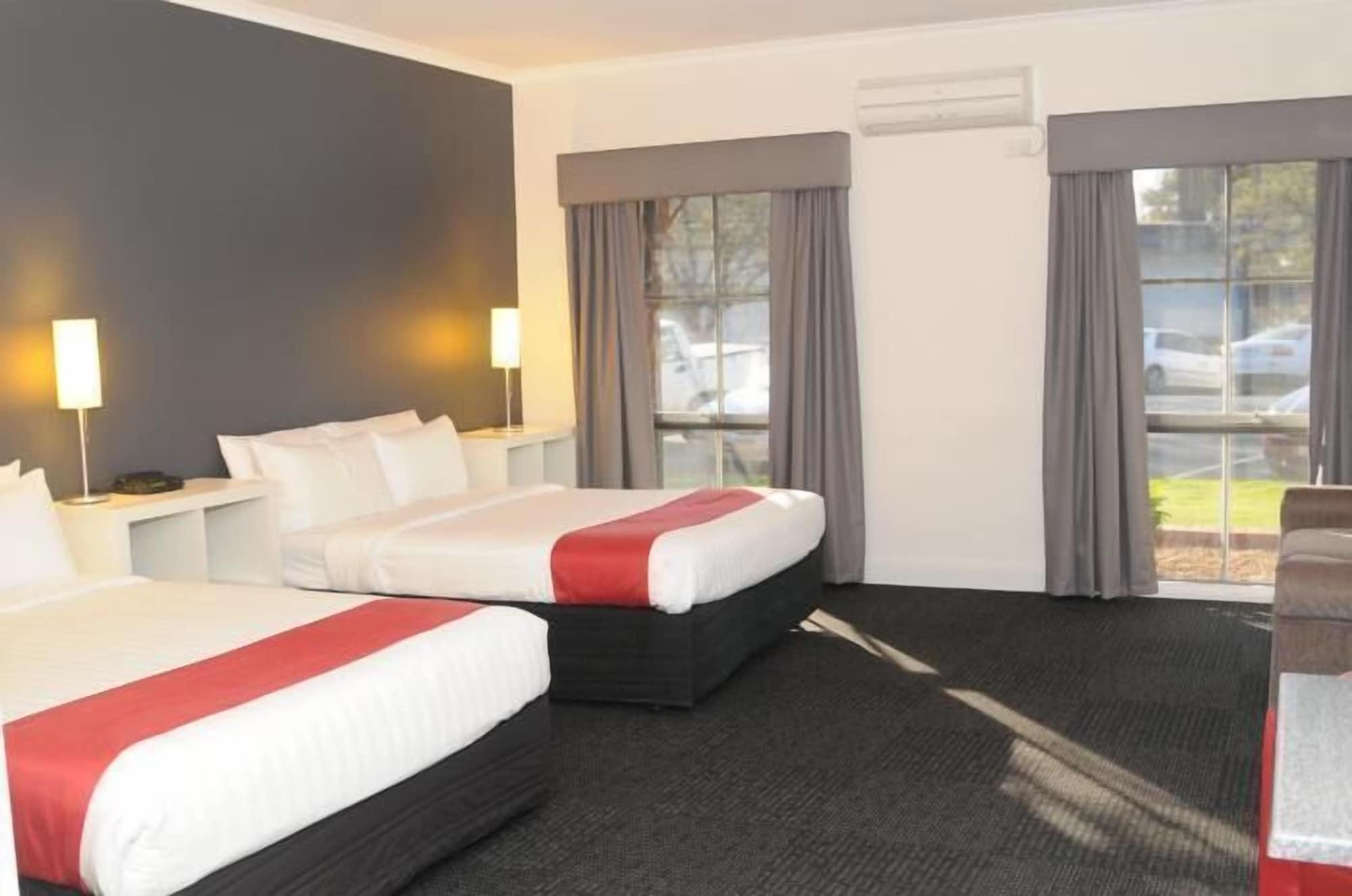 Caledonian Hotel Motel Echuca Exterior foto